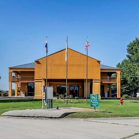 Quality Inn Charleston - Sikeston Exterior photo